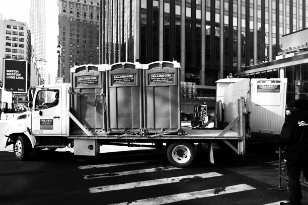 Best Portable toilet rental cost  in Mclendon Chisholm, TX